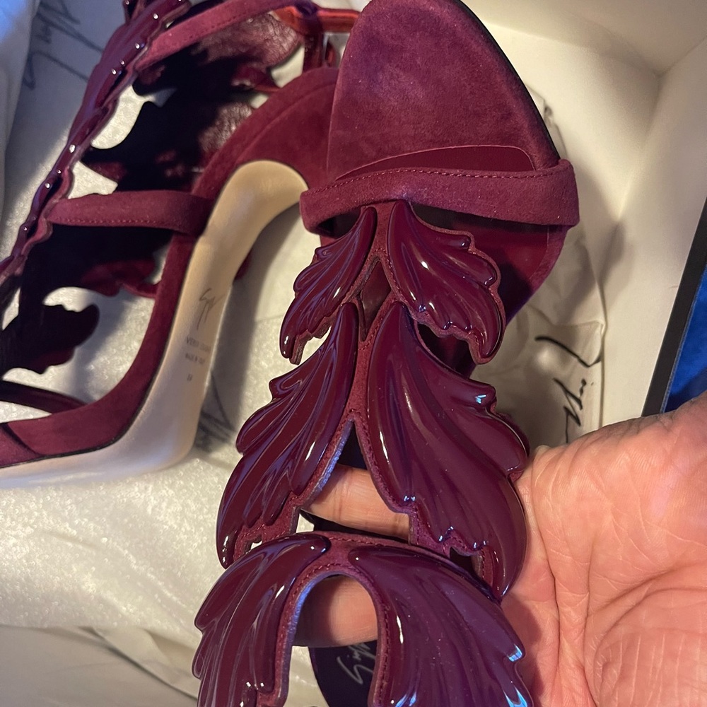 Giuseppe Zanotti Burgundy Leaf Sandals